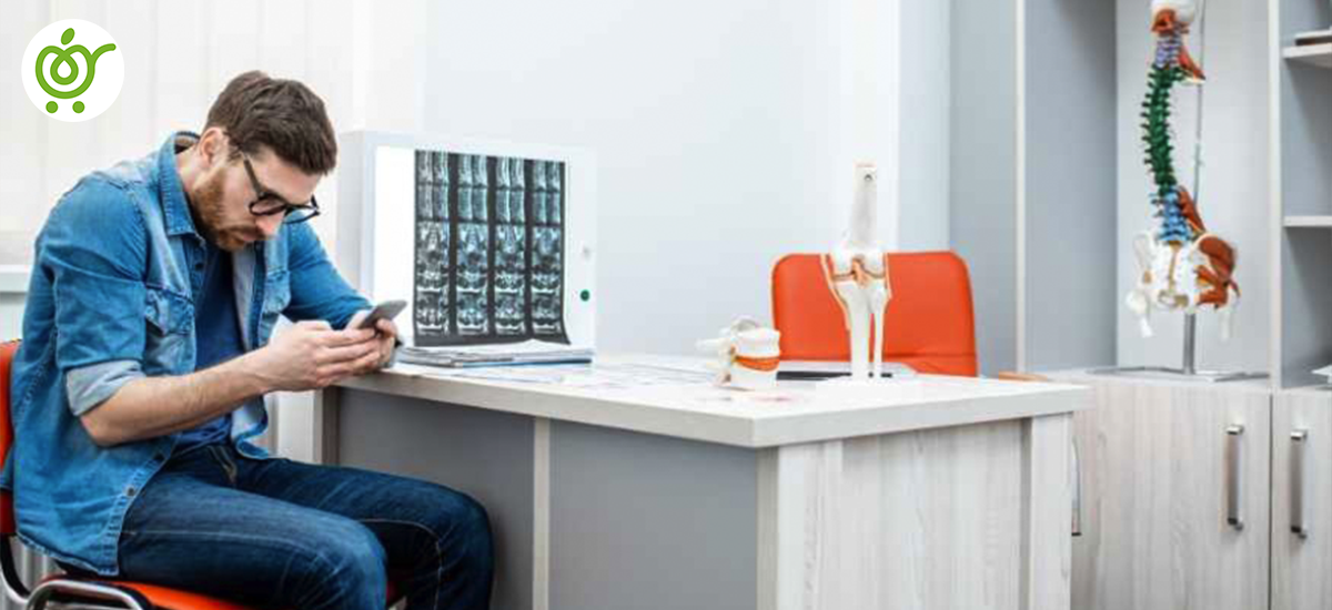 علائم-کیفوز-یا-قوزکمر علائم-کیفوز-یا-قوزکمر