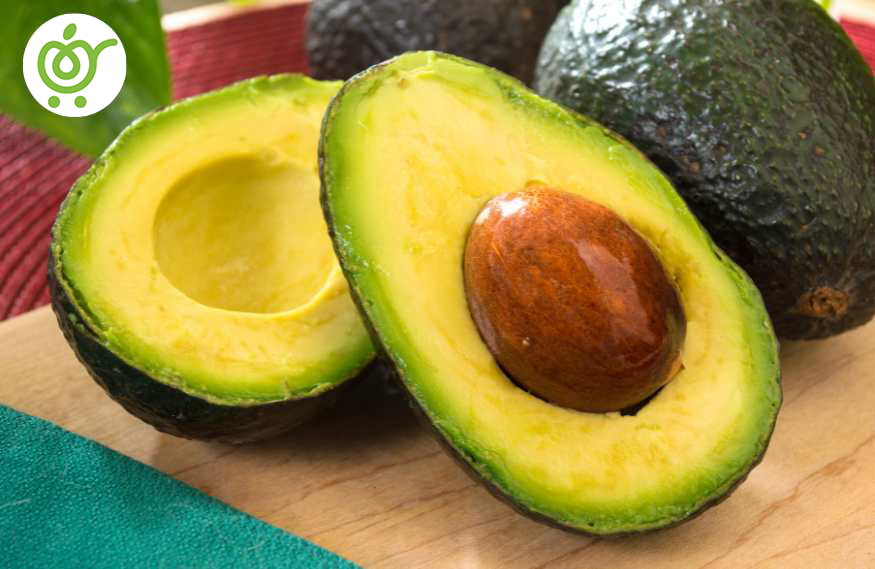 غذاهای-مناسب-برای-افراد-مبتلا-به-دیابت-آواکادو