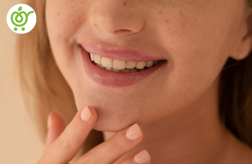 نحوه-ماساژ-بعد-از-عمل-لیپوماتیک-غبغب-چیست-74