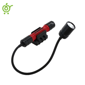 چراغ-قوه-VARTA-نور-LED-همراه-باباطری چراغ-قوه-VARTA-نور-LED-همراه-باباطری